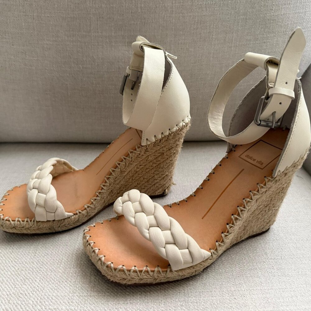 Dolce Vita Nilton Espadrille Wedge Sandals – Stella White/Cream – Women’s 6